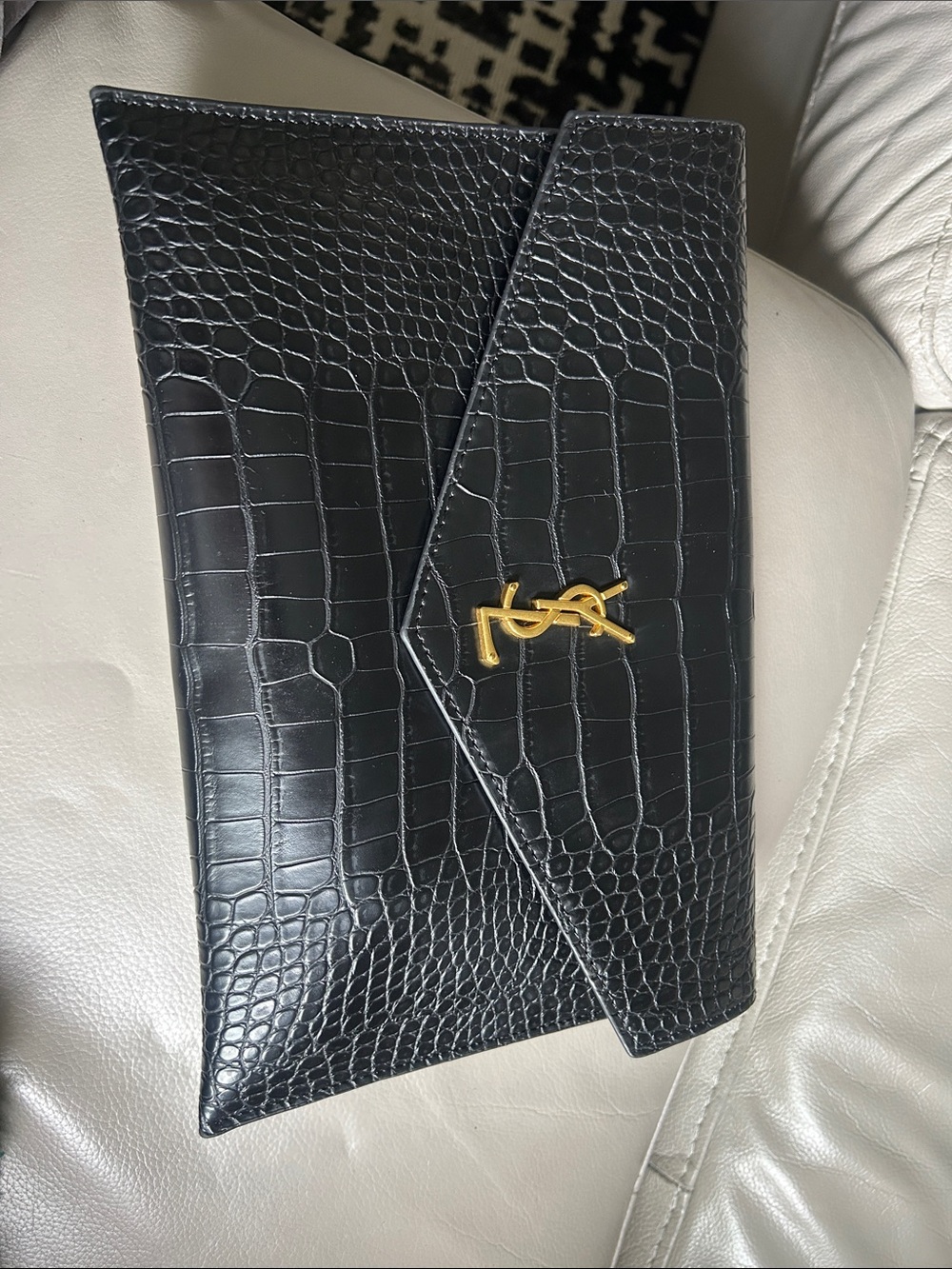 Black Clutch